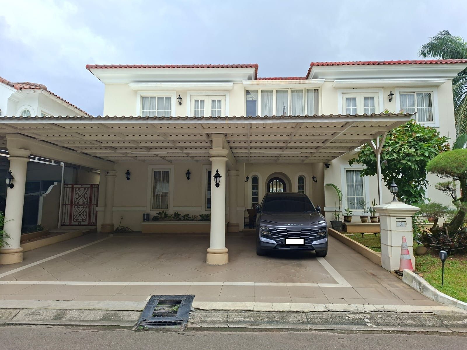 AGUNAN LELANG RUMAH TINGGAL